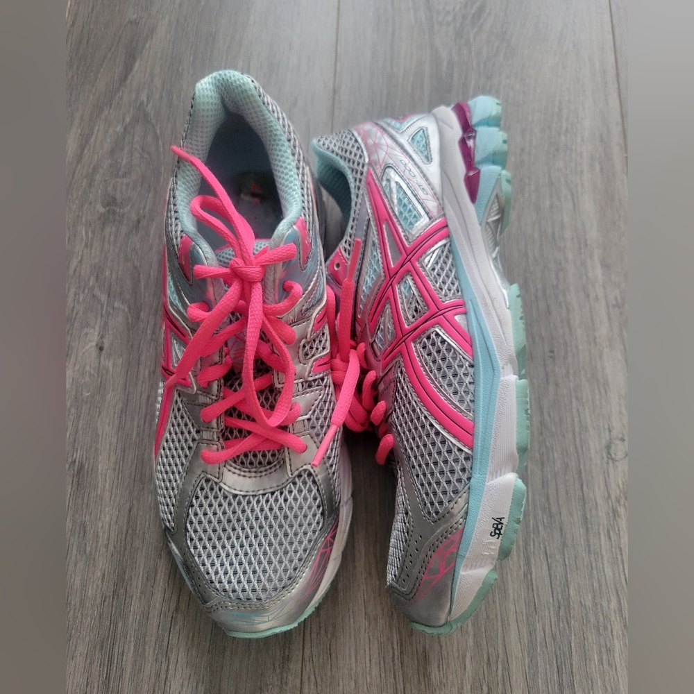 Asics GT -1000 Running Shoes Size 8